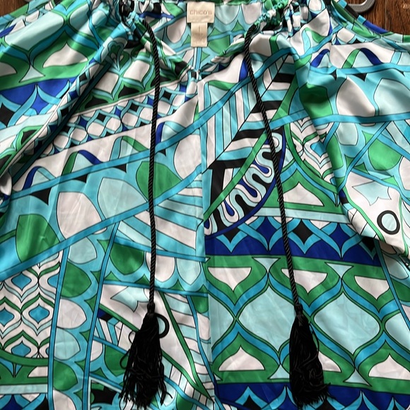 Chicos tasseled cold shoulder top, size 1 (small) - Picture 8 of 10